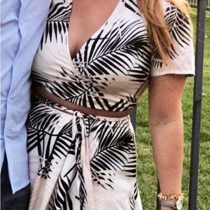 MINKPINK SHIRT SKIRT PINK TROPICAL SET